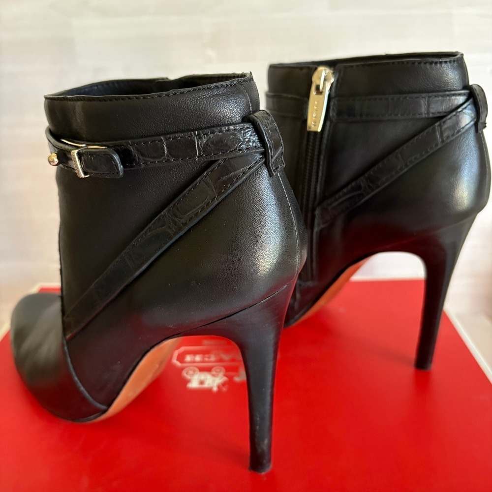 Coach Women Ursa Ankle Boots Leather Stiletto 9M Black Croc Strap 9M w/Box Q3022 - Picture 8 of 16